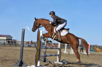 Соревнования по конному спорту прошли в Усть-Ивановке