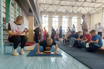 Тестирование ГТО по гимнастическим видам провели в Белогорске 18 апреля