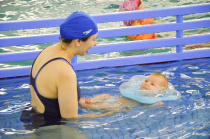 Островок для малышей: бассейн Белогорья набирает популярность у семей с детьми