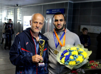 Самвел Казарян завоевал для России золотую медаль на Кубке Европы по самбо