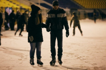Студенты вузов и колледжей смогут бесплатно покататься на коньках на самом крупном катке Приамурья