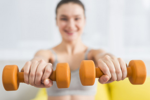 Спортивный хэндмейд: какие подручные средства можно использовать в качестве спортинвентаря? 