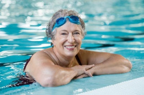 Амурчане серебряного возраста смогут бесплатно поплавать в бассейне