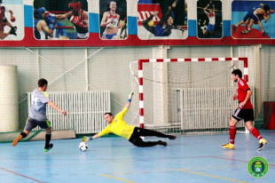 Чемпион сохраняет титул