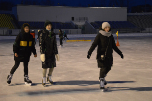 На стадионе «Амур» приступили к заливке катка