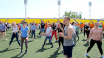 Настоящие и будущие педагоги на Фестивале здоровья в Благовещенске выполняли нормы ГТО по легкой атлетике