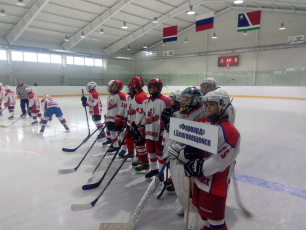 В Благовещенске стартовал хоккейный сезон
