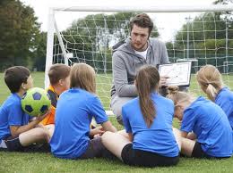 Тренеров, врачей, руководителей спортивных федераций, а также родителей приглашают на курс «Психология в детско-юношеском спорте»