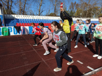 В день 10-летия стадиона «Амурсельмаш» белогорцы выполнили нормы ГТО по легкоатлетическим видам 